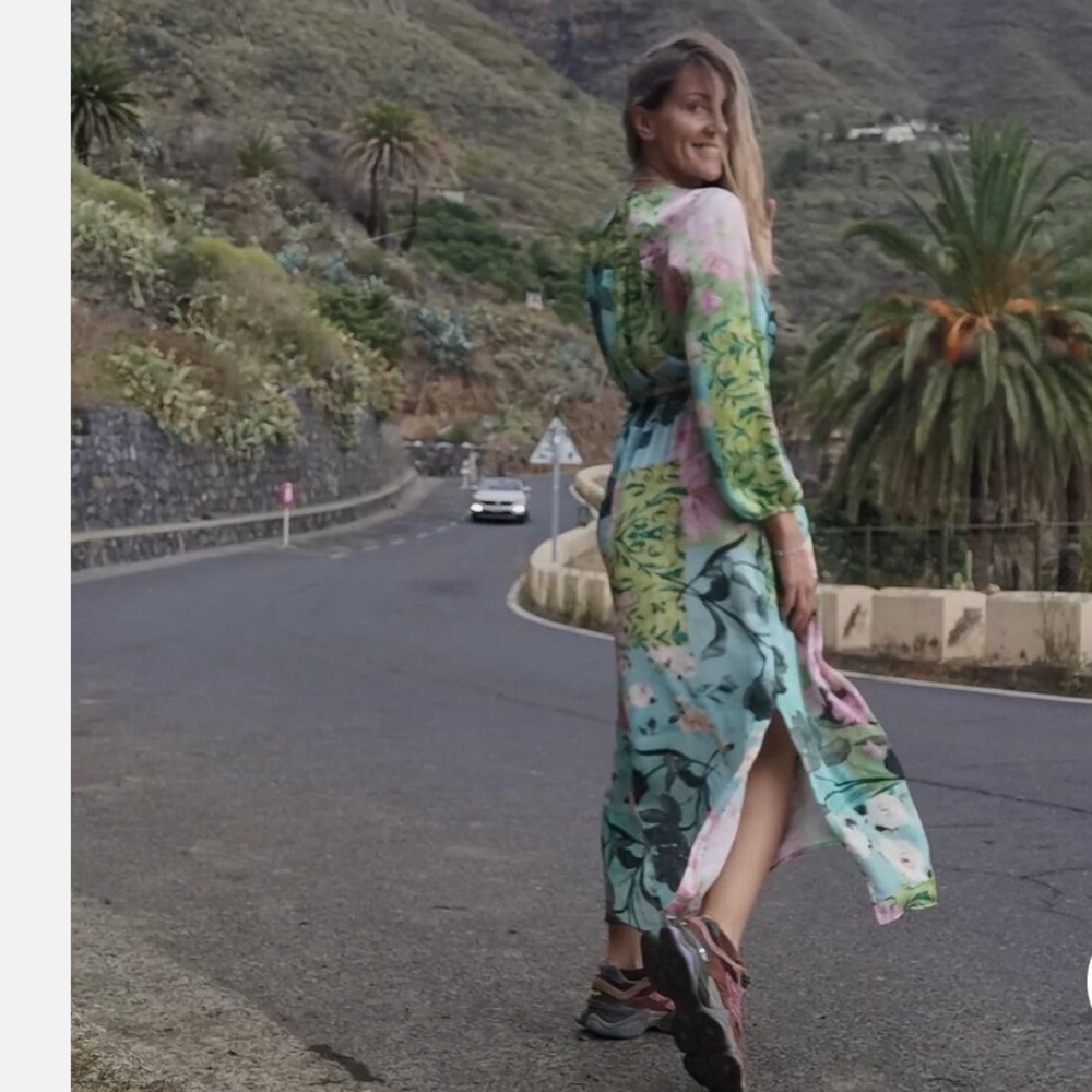 ZARA FLORAL PRINT CUT OUT DRESS - Picture 9 of 16